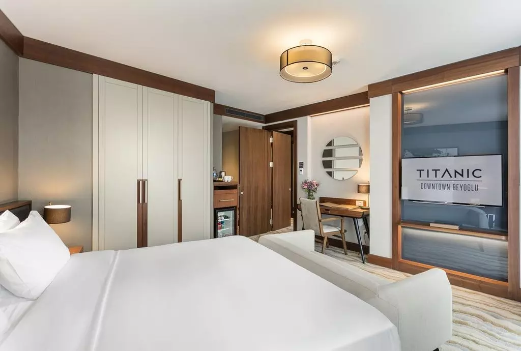 hotel titanic downtown istanbul_shabavizparvaz_10.jpg hotel titanic downtown istanbul_shabavizparvaz_10.jpg